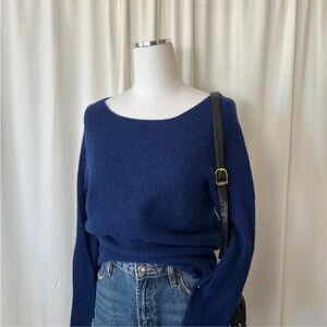 Lord & Taylor 100% Cashmere Boatneck sweater blue Medium